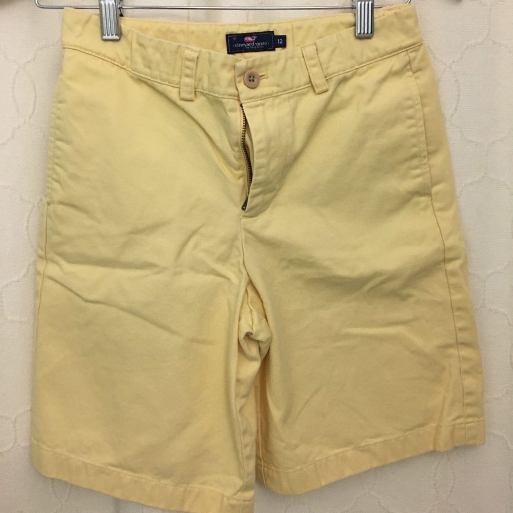Vineyard vines shorts